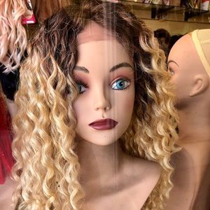 Deep wavy Ombré blonde Long Lace Wig